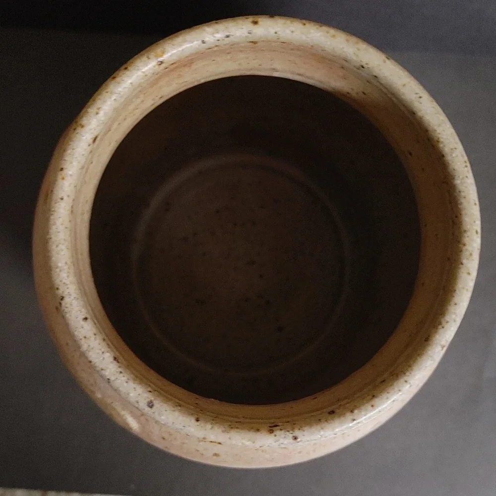 Artisan Ceramic Vase Signed Mary Richardson